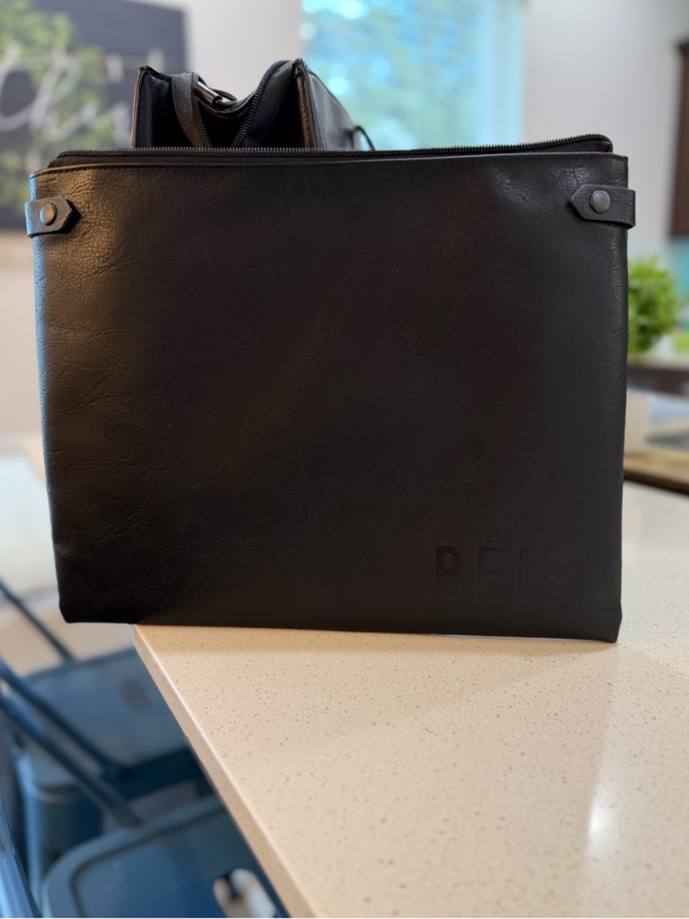 BÉIS Large Work Tote Black Vegan Leather Laptop Bag Travel w/ Organizer Insert - Picture 9 of 9